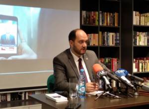 Այսուհետ դասագրքերը խոսելու և պատմելու են. Արայիկ Հարությունյան