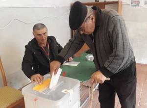 1/15 ընտրատեղամաս. «Իմ քայլը» 596.  ՀՀԿ` 59