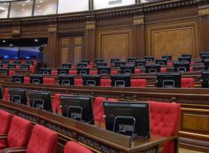 В новом НС будет 132 депутата