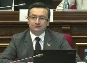 Պատրա՞ստ եք հակադրվել կառավարությանը. Գ. Գորգիսյանի հարցը Ա. Միրզոյանին