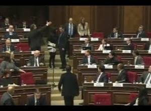 Միջադեպ ԱԺ-ում