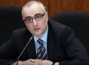 Դատարանը բավարարել է ՀԵՀ-ի տնօրենին կալանավորելու վերաբերյալ քննիչի միջնորդությունը