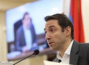 Прямой эфир: Внеочередное заседание совета старейшин Еревана