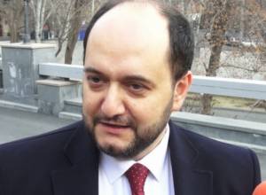 «Среди духовенства немало необразованных»: Араик Арутюнян