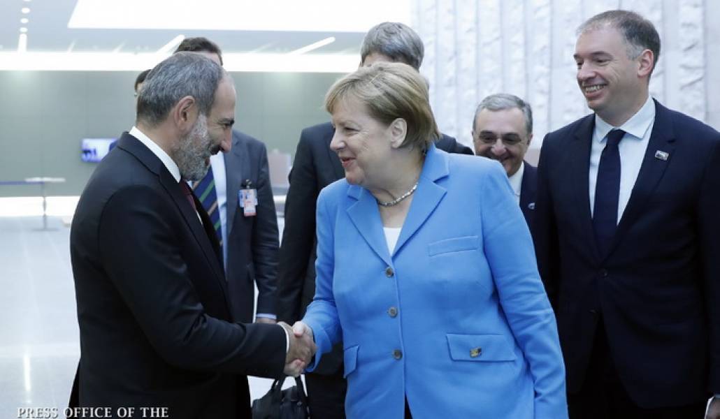 merkel-pashinyan
