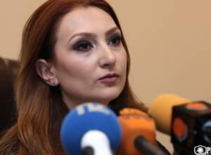 «Իմ քայլը» խմբակցությունից ցուցում չի եղել լրագրողներին ներս չթողնելու. Մակունց