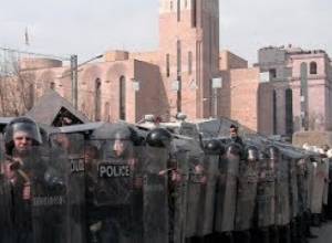 Քոչարյանի մեղքն այն է, որ նա ուշ մտցրեց արտակարգ դրություն. Արամ Հարությունյան