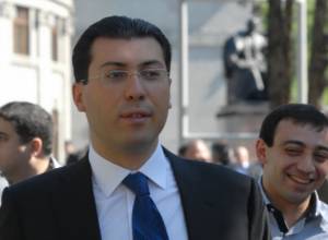 Միքայել Մինասյանը հայտարարել է «Հասրաթյան-Մինասյան» հիմնադրամի մասին