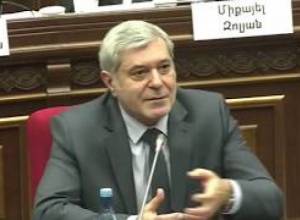 Դատական համակարգը թողնենք ինքն իր յուղով տապակվի. Նիկոլ Փաշինյան