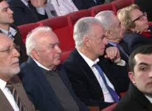 ԳԱԱ-ում մրցանակների հանձնման արարողություն է