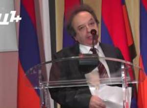 ԳԱԱ-ում մրցանակների հանձնման արարողություն է