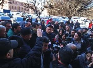 We did not break the agreement - members of "Right Wheel" initiative