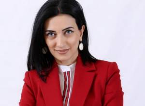 Արփինե Հովհաննիսյանը բացում է փակագծերը
