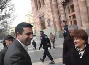 Տարին 100.000 էի մուծում, հիմա ամսեկան 500.000 պիտի մուծե՞մ. ակցիայի մասնակից