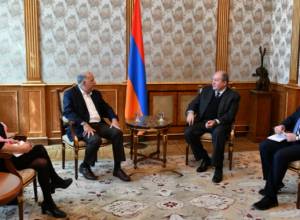 Армен Саргсян принял представителей АФА