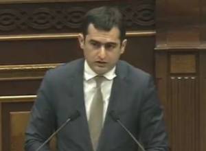 Մենք ընդամենը փորձում ենք այդ կուտակված մեքենաների հարցը լուծել. նախարար
