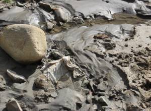 Повреждена труба Ахталинского хвостохранилища