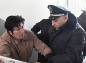 В общине Ленуги 22 семей аварийного здания 4-го порядка перекрыли вход в школу