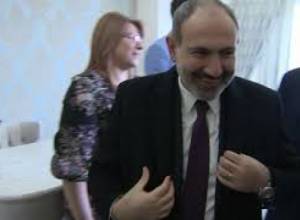 Նիկոլ Փաշինյանը ներկա է գտնվել «Գրանդ Հոլդինգ»-ի կառուցած բնակելի շենքի բացմանը