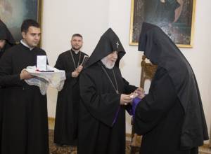 Կաթողիկոսն  ընդունեց Հարավային Ռուսաստանի հայոց թեմի առաջնորդին