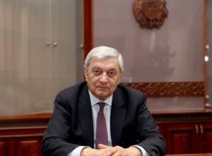 Հրաժարական չեմ տալիս, շարունակելու եմ աշխատել․ Ֆելիքս Ցոլակյան