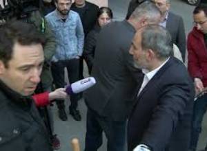 Նիկոլ Փաշինյանը ընտանիքով մասնակցում է շաբաթօրյակին