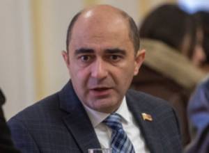 Եթե ձեր աշխատավարձը 200 -ից դառնա 400 հազար, ամեն օրը քաղաքացու օր կլիներ. Մարուքյան