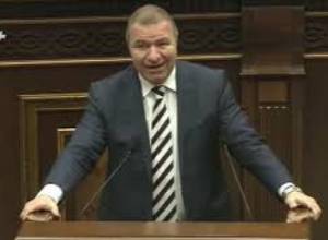 Հայաստանը պիտի Իրանի հետ հարաբերություններն ակտիվացնի. Միքայել Մելքումյան