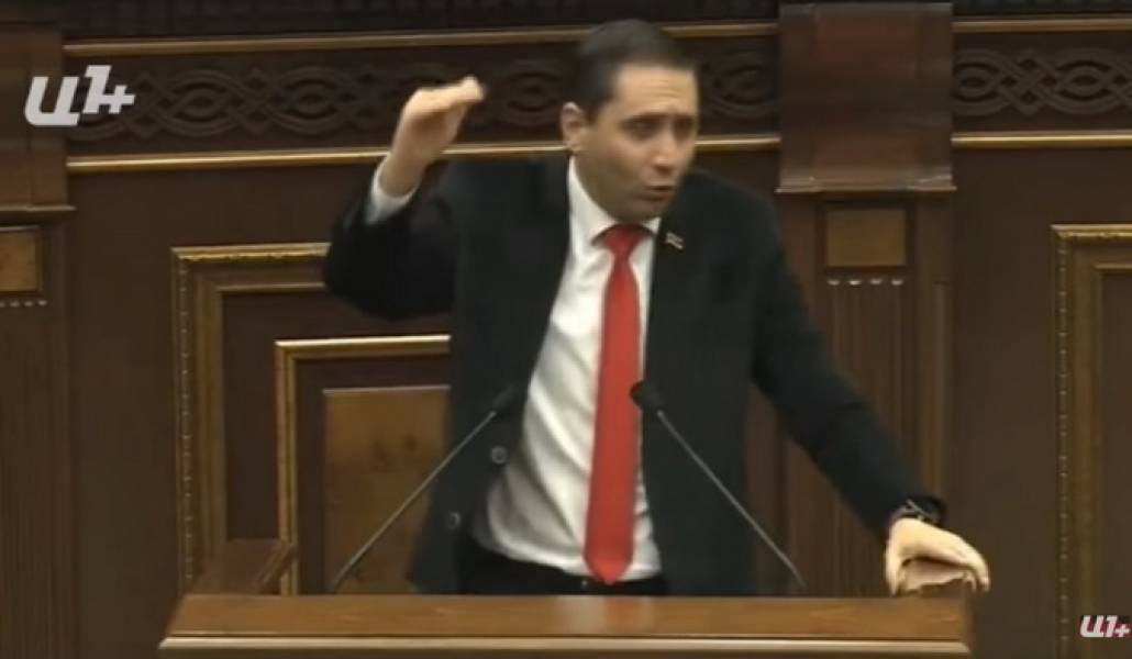 Սերգեյ-.-Արման-Աբովյան