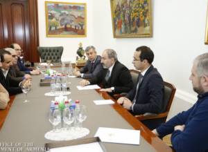 Ես կսպասեմ ձեր փաստարկներին և միասին կկայացնենք որոշումներ. Փաշինյանը՝ Օպերայի աշխատակիցներին
