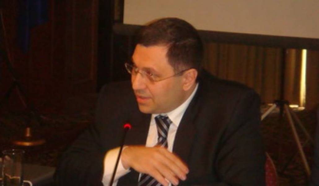 40f91f8077eaa47b394b77fe9e2a552e