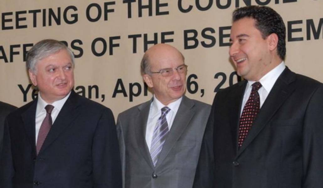 eb9b4fba071179e5f21ad024aeaa1d9e