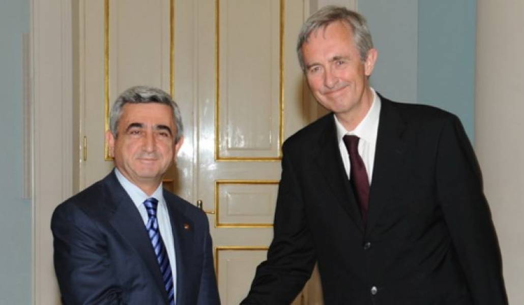 bf11d68695d18f10f90ea344e238647b