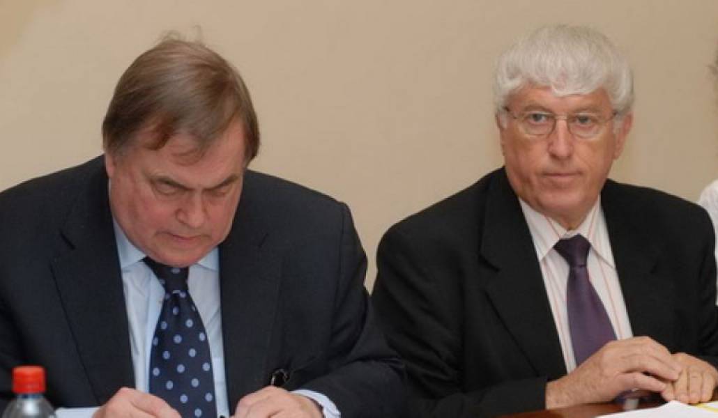 c894d50404ce543a80f4a1ae1fca86e4