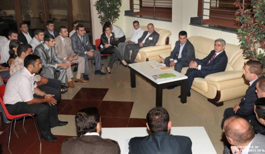 12efaa4ac4157f6d8afb1e1883b05122