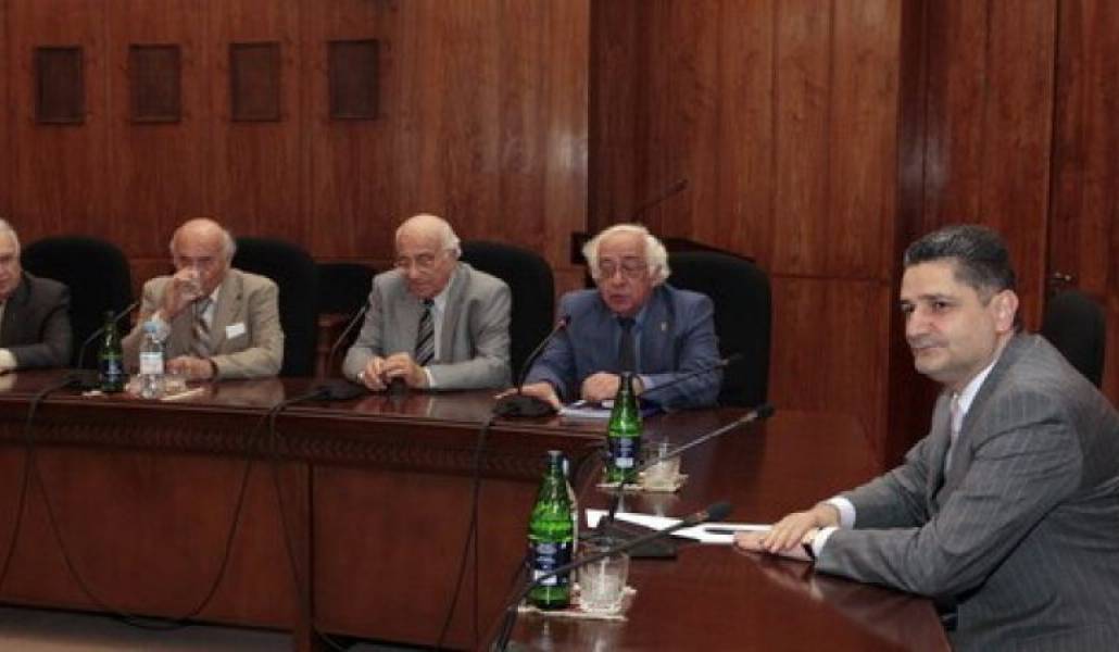 d387bb753222a84a892a71d8dc733c79