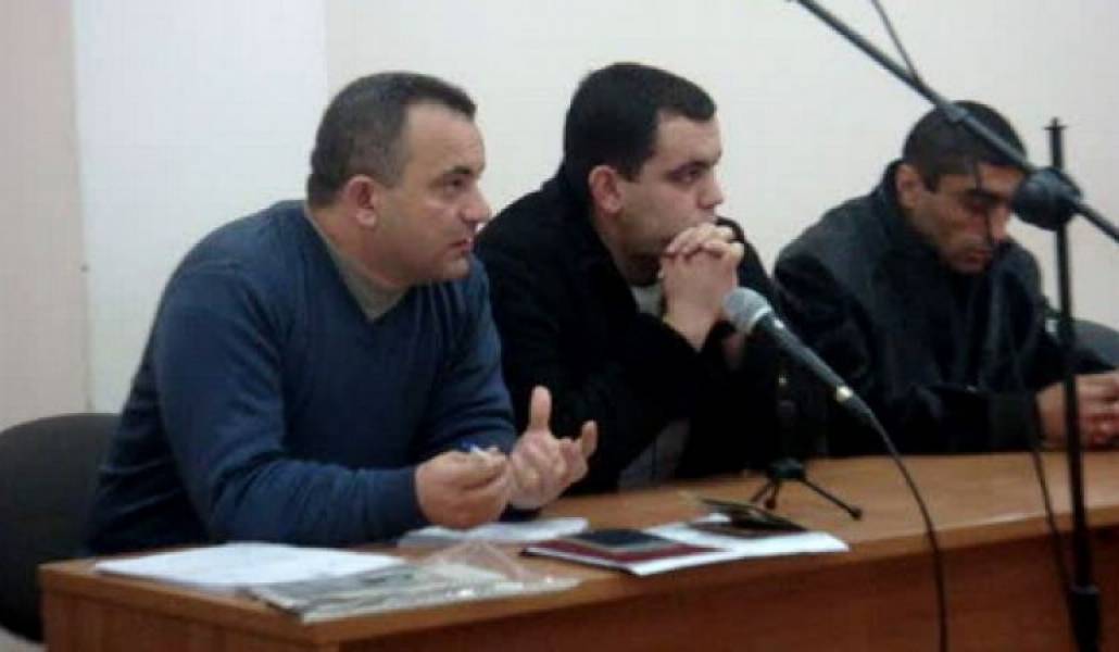 5700085ef13fa5bc5fd74d82e265d8da