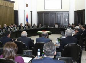 Сумеют контролировать крупных?