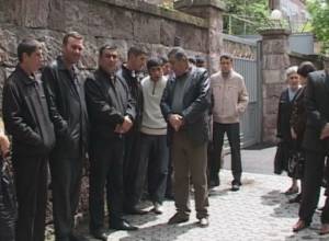 Абитуриенты - против решения правительства