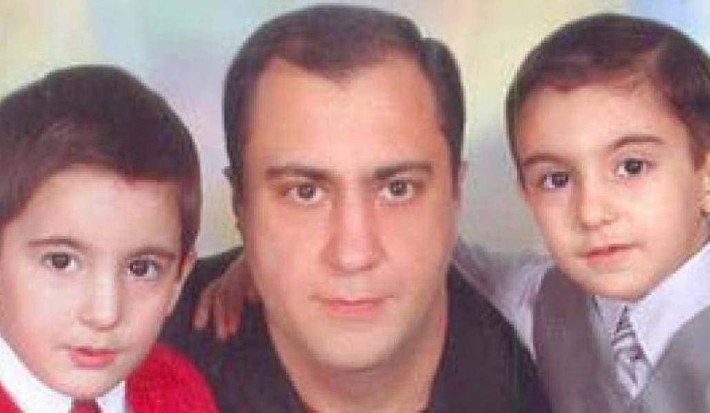 859e2109efbe4babed750f47725b557e