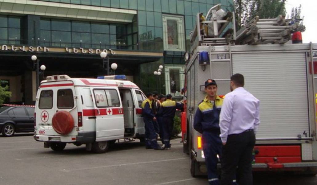 ff258a8f50b66fe3ea92219d44df0726