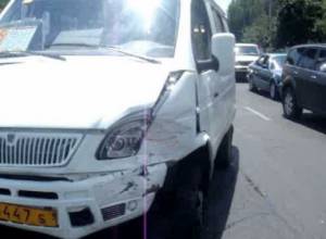 Виноват служебный автомобиль