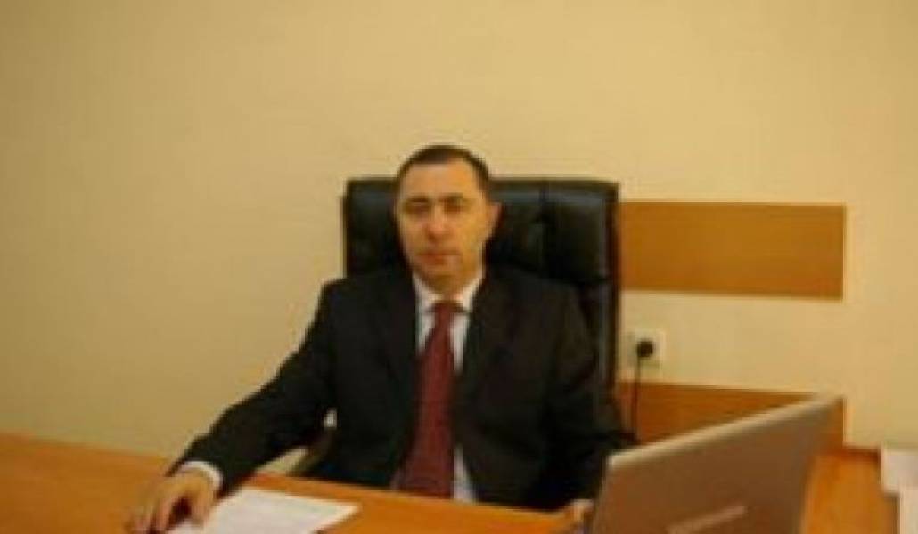 c4d63c8df7c515030e5e3e88670a0702