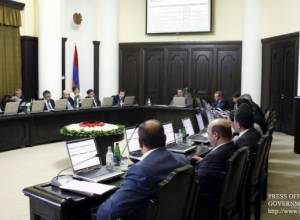 Правительство разрешило двум