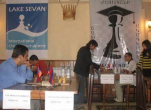 Лидирует Армен Пашинян