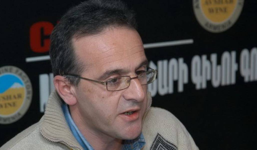 163d4ecfcb79d56a4bced6dcb0c1d30e