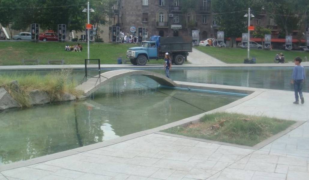 711aedded527ce96d386b1f4c2259f69