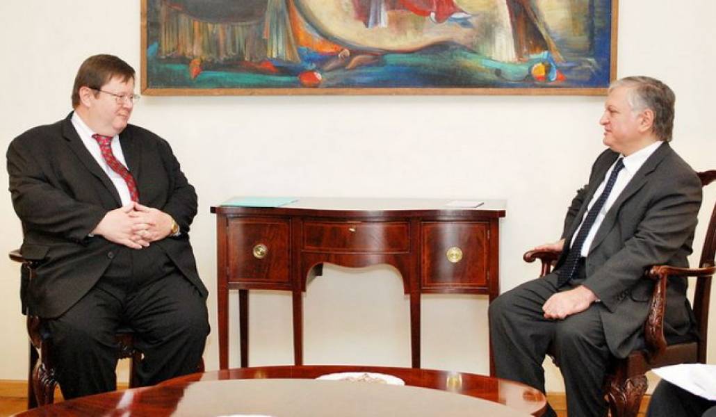 f2f1e07b17c3856f77884ccbb1c817a1