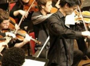 Приземлился самолет из Баку