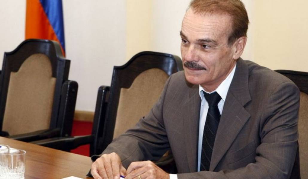 f180dc38a3c73aecd7ed08bc4be46a2c